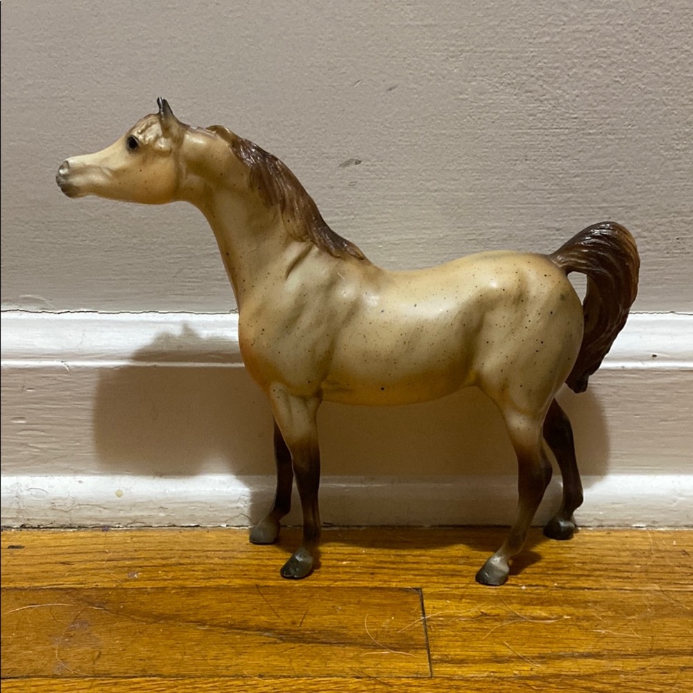 Breyer grey Arabian